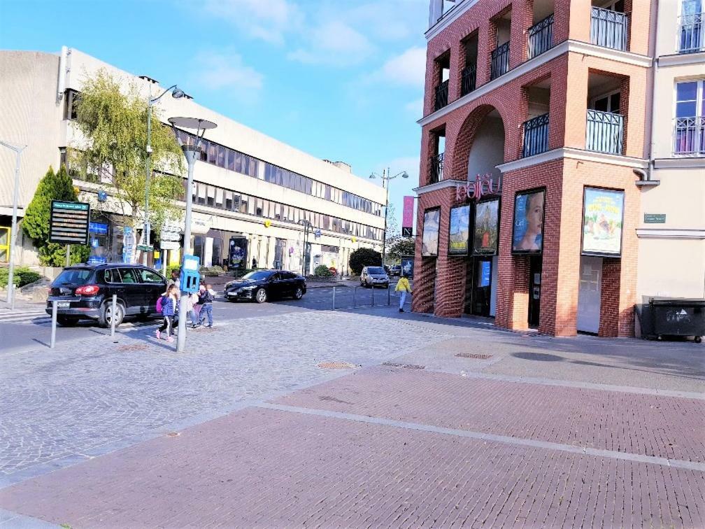 Chambre Privee Entre Paris Et Disneyland Apartamento Noisy-le-Grand Exterior foto